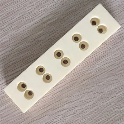 ارتفاع درجة الحرارة 3700Mpa الألومينا أجزاء السيراميك الصناعية 99٪ لوحة سيراميك الألومينا